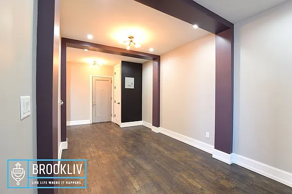 Rented by null | media 6