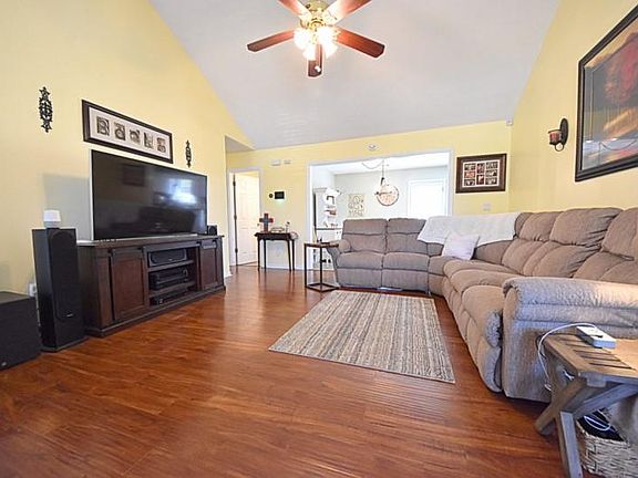 5th image of 55 Lee Road 2095