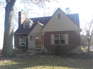 1120 Acorn Dr, Dayton, OH 45419