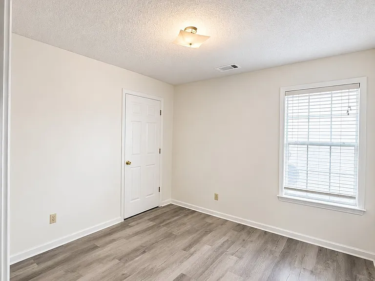 7361 Appling Ridge Dr — Photo 10