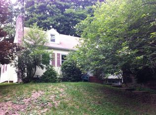 2 Sycamore Ln, Boonton, NJ 07005