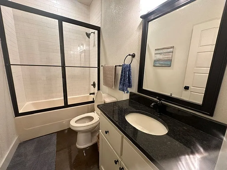 322 N Court St — Photo 10