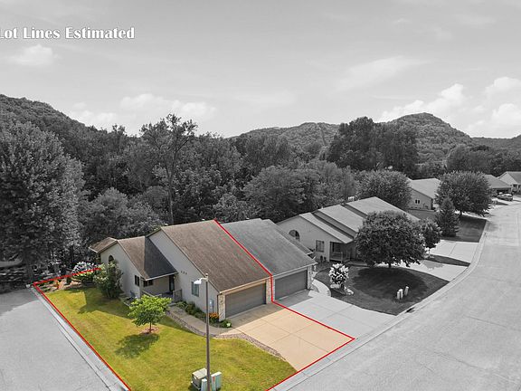 3rd image of 152 Janet Marie Ln