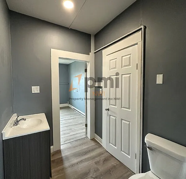 416 E 9th St #2 — Photo 18