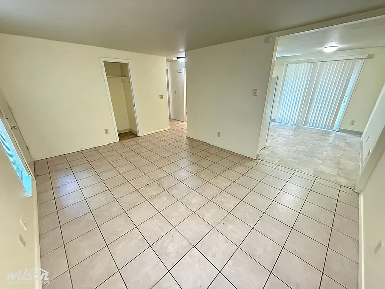 1416 Garfield Ave — Photo 3