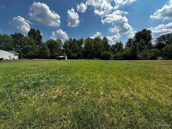 4th image of 1387 Schmidt Dr