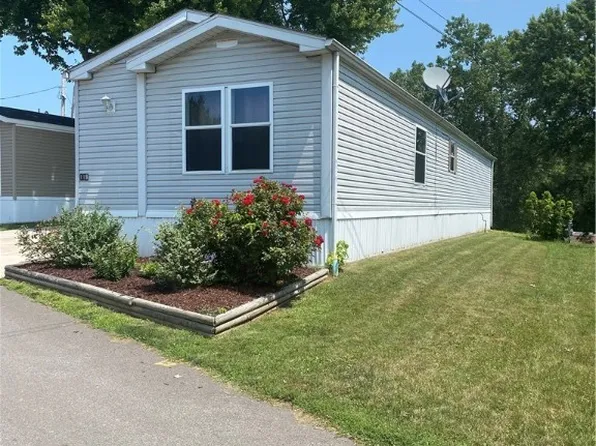 119 Branch Dr, Amherst, OH 44001