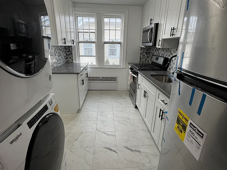 15 Crotty Ave #2 — Photo 5