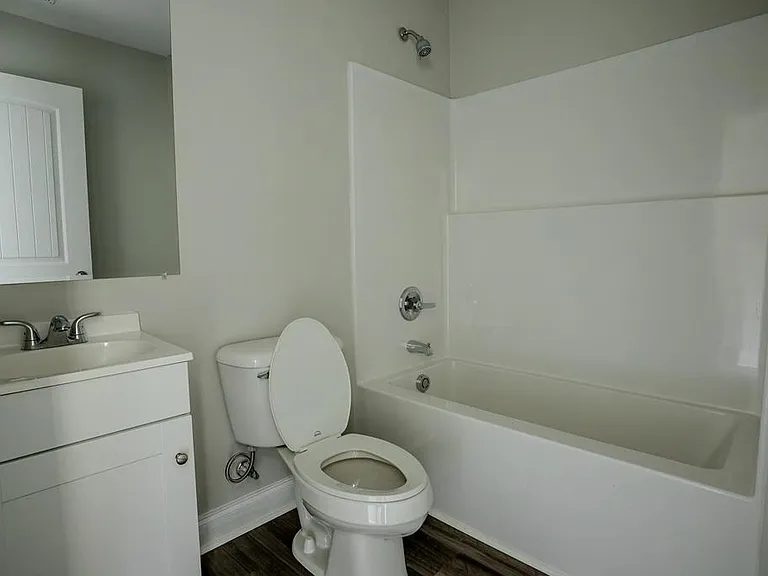 139 Harrison Ln SE — Photo 16