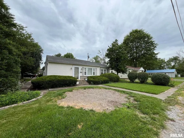 1102 S Duncan St, Marion, IL 62959