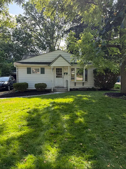 4459 Silverdale Rd