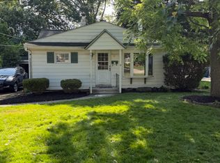 4459 Silverdale Rd, North Olmsted, OH 44070