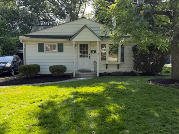 4459 Silverdale Rd, North Olmsted, OH 44070