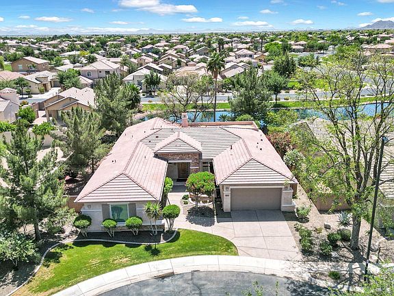 4th image of 857 E TORREY PINES Place