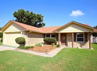 629 Jamestown Dr, Garland, TX 75043