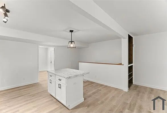 10518 Spring Garden Dr — Photo 12
