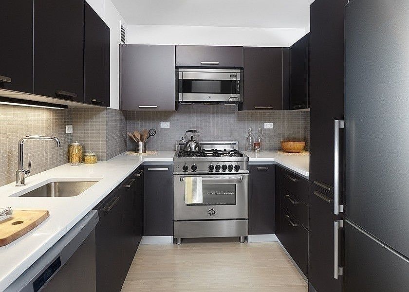 2nd image of 235 E 40th St APT 10F