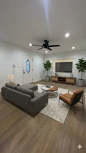 7245 Bakman Ave #3 Photo 1
