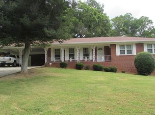2463 Black Forest Trl SW, Atlanta, GA