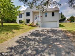 11816 Clarence Dr, Fredericksburg, VA 22407