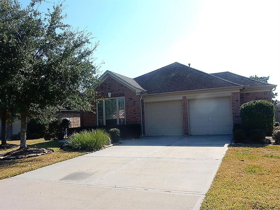 1st image of 26819 Lakeridge Park Ln
