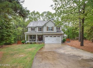 6 Starlit Ct, Pinehurst, NC 28374