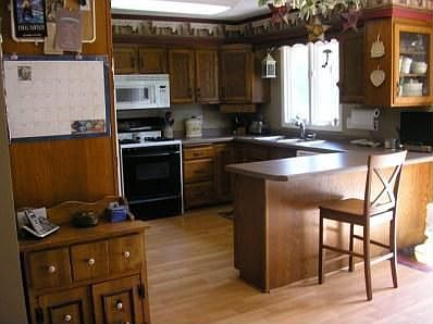 4th image of 1709 Allen Ct
