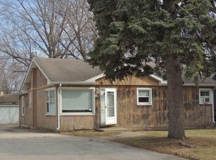 233 S Yale Ave, Addison, IL 60101