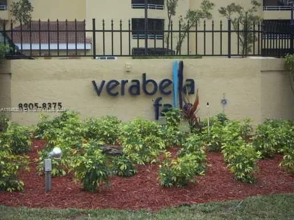 (undisclosed Address), Miami, FL 33193