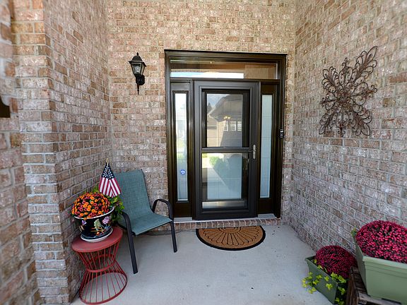 3rd image of 1927 Bay Pine Cir