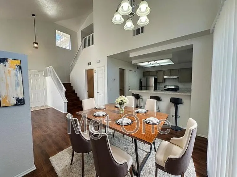 1240 Lilac Ridge Dr — Photo 5