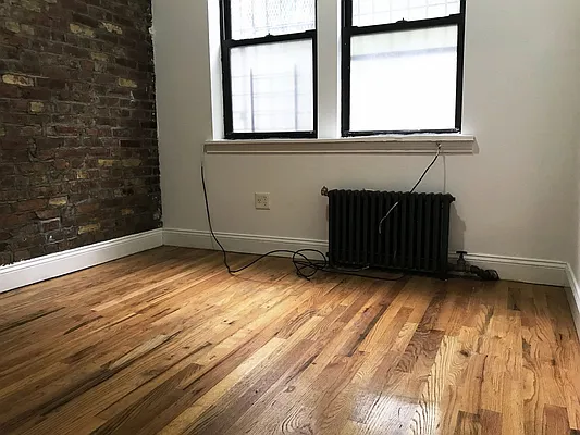 Rented by Crosstown Apartments NYC | media 29