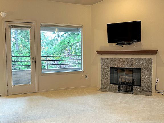 4th image of 3520 Lake Washington Blvd SE APT 203