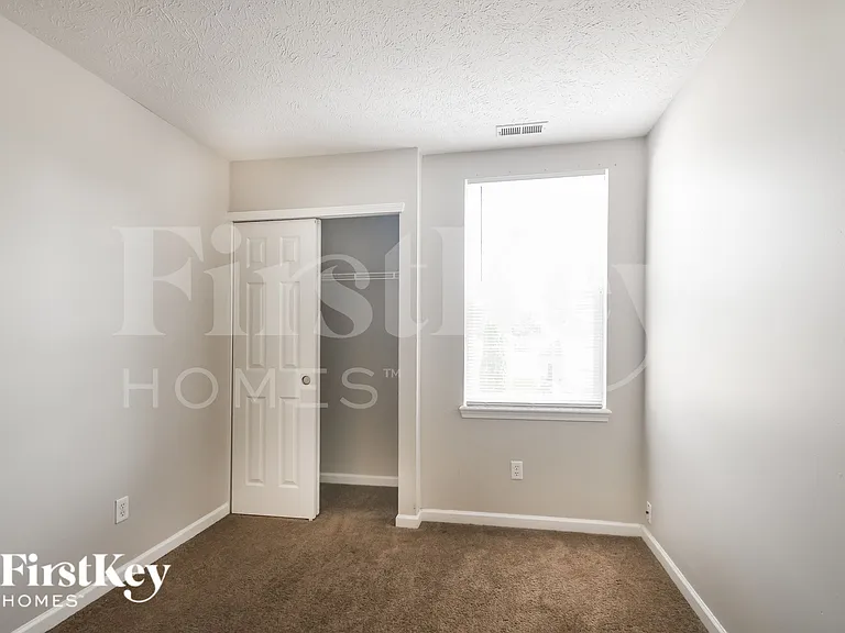 11618 Congressional Ln — Photo 11