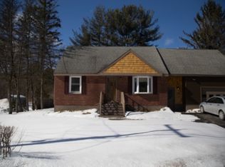 95 Charlton Rd, Ballston Lake, NY 12019