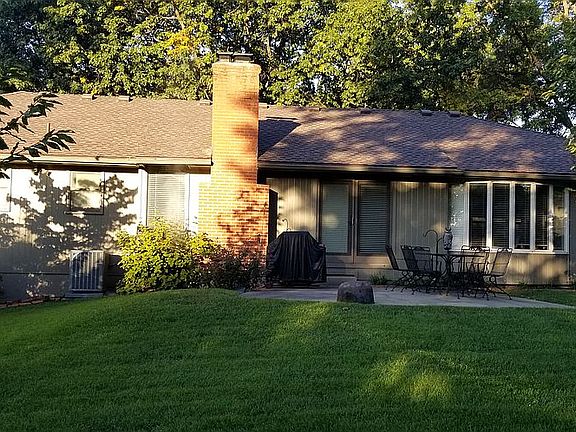 5th image of 8117 Fontana St