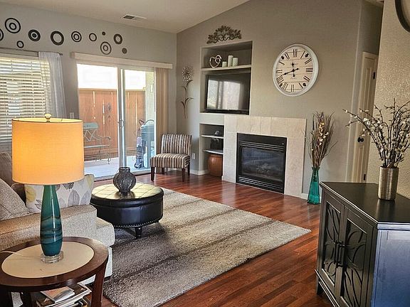 4th image of 2060 Tivoli Ln