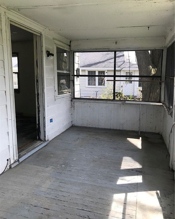 105 Lawrence Ave, North Syracuse, NY 13212 Zillow