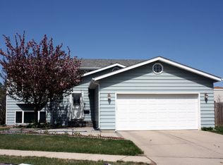1605 28 1/2 Ave S, Fargo, ND 58103