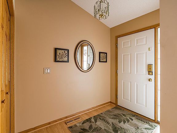4th image of 6303 Cavell Ct N
