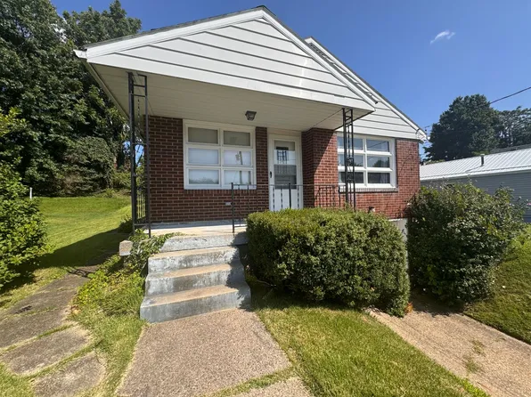 509 Walnut St, Springdale, PA 15144