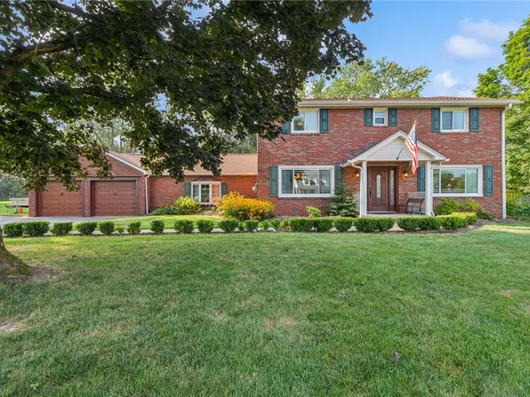 140 Stewart Dr, Butler, PA 16002