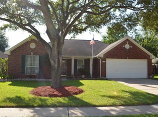 1113 Ridgepark Dr, La Porte, TX 77571