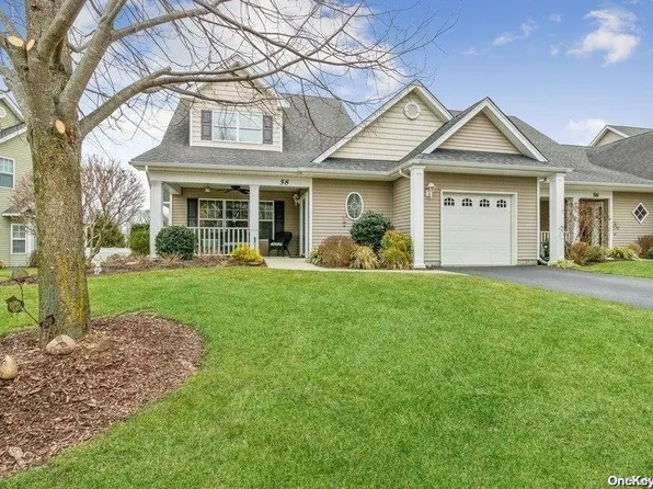 58 Stoneleigh Drive #58, Riverhead, NY 11901