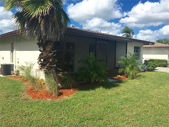 2nd image of 3228 Ramblewood Cir