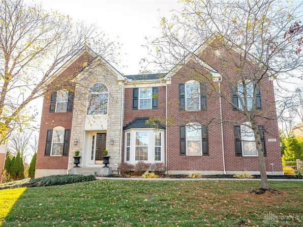 8945 Wintergreen Dr, West Chester, OH 45069