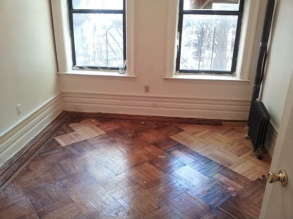2nd image of 219 E 17th St APT 1D