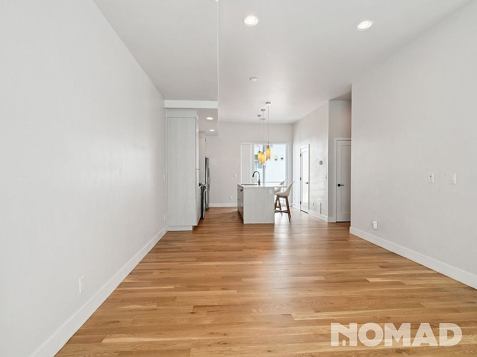 1st image of 3039 W 19th Ave