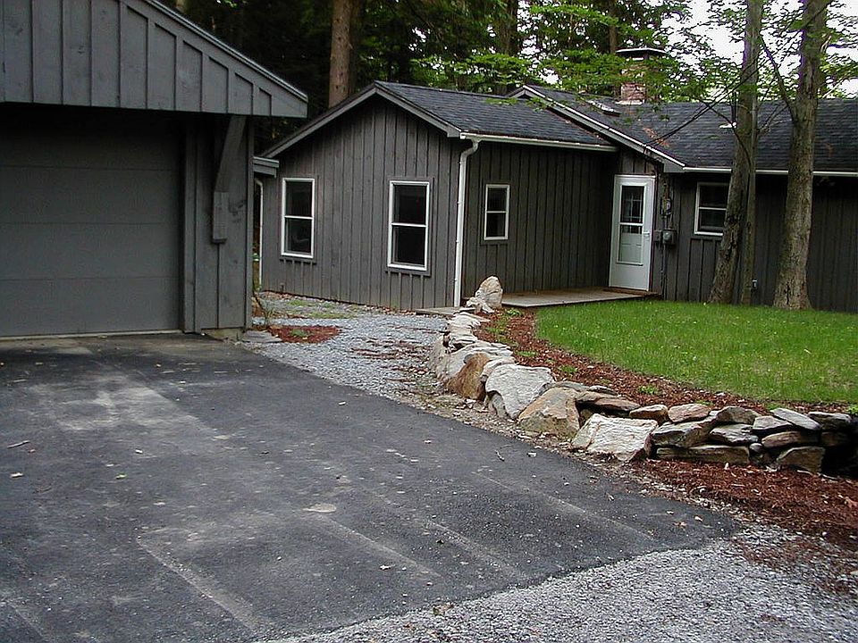 2nd image of 114 Pondview Rd
