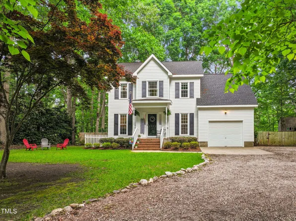 9508 Roseanna Dr, Wake Forest, NC 27587